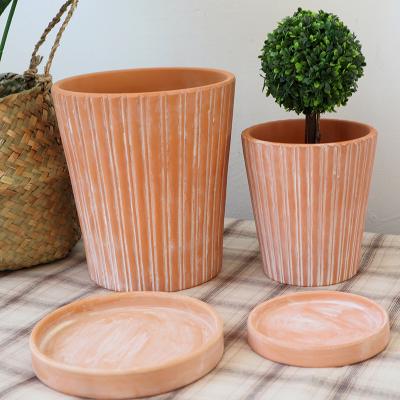 China Modern Set of 2 Indoor Terracotta Pots and Outdoor Ceramic Planter Containers Terracotta Pots with Saucers for sale