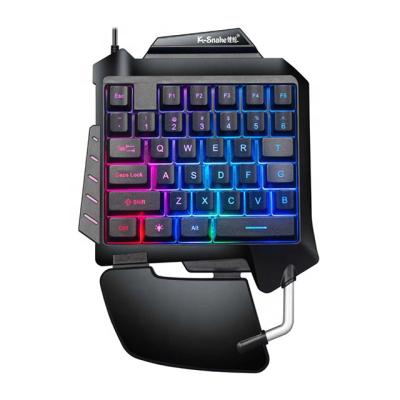 China Ambidextrous popular gaming mechanical keyboard with LED light keyboards for sale