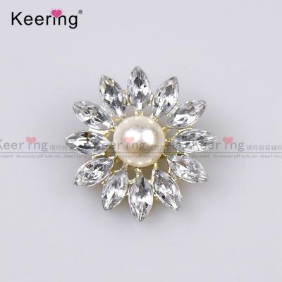 China Customized Nickel Free Made New Design Crystal Pearl Shank Buttons OEM Wholesale Technics Bulk Style For Jeans Shirts Bags for sale