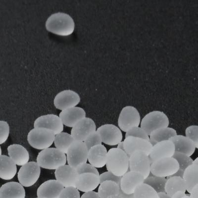 Cina Water Resistant Hot Melt Glue Granules Transparent Heat Fabric Glue in vendita