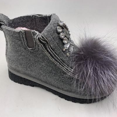 China 2022 Women Shoes Anti-Slip Boots With Heating Insoles Pads Feet Heater Soft Winter Wool With Fluffy Ball for sale