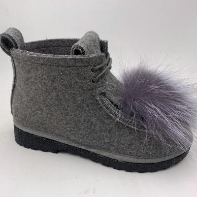 China 2022 Women Shoes Anti-skid Ankle Boots With Ball Fluffy Soft Winter Woolen Material Warm And Comfortable for sale