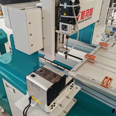 China 0.4Mpa - 0.6Mpa Automatic Screw Machine Customized Automated Screw Machine For Back Lit Panel for sale