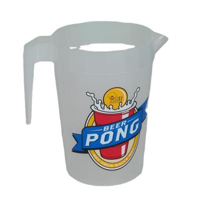 China Economical PP Custom Design Wholesale White Plastic Beer Water Pitcher for sale