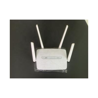 China Manufacturer 4G TDD FDD 300mbps LTE Home Wireless CPE Router Strong Signal 4 Antennas For Europe Asia Africa Market for sale