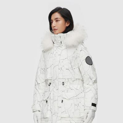 China Good Price Waterproof Customized Warm Women Winter Zipper Stripper Jackets Light Goose Down Jacket for sale