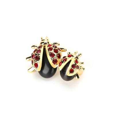 China Brass Insect Rhinestone Brooch Crystal For Clothes Brooch Pearl Fabric Decoration for sale