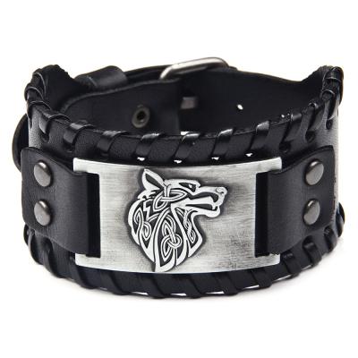 China Genuine Engraving Leather Wide Wolf Head Embossed CLASSIC Wholesale Fashion Bracelet For Men for sale