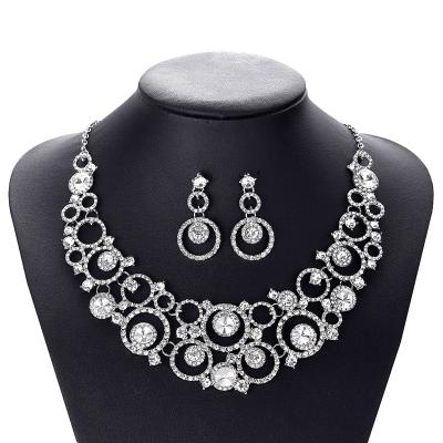 China New Design Cute Pearl Necklace Earrings Jewelry Set Wholesale Hot Sale Women Ladies Party Wedding Jewelry Set for sale