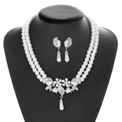 China Cute Bridal Pearl Wedding Party Newcomer Necklace Earrings Set Freshwater Pearl Drop Earrings Necklace Jewelry Set for sale