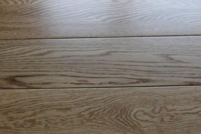 China Oak-natural UV lacquere wide plank engineered wood flooring for sale