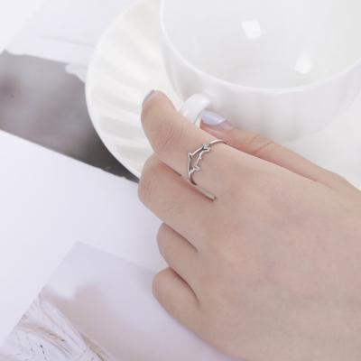 China FASHIONABLE Hot Selling Gold Rings Individuality Hollow Fish Stainless Steel Stainless Steel Silver Rings Simple For Girlfriends for sale