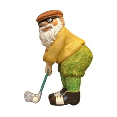 China Outdoor Europe Resin Gnome Figurines For Yard Garden for sale