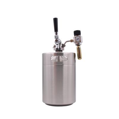 China Viable wholesale custom 304 SS beer tap dispenser equiment system 5L CO2 kit mini keg spears for sale