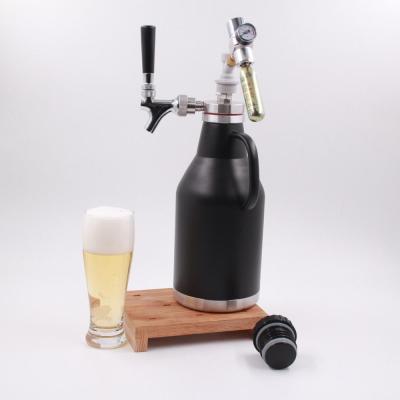 China Viable Factory Sale Mini Wine Barrel Bottle Faucet CO2 Regulator 304 Stainless Steel Wall 2L Cerveza Beer Shaker Dual for sale