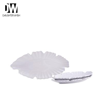 China Sustainable Hot Selling Popularity Products Design Sheet Nordic Special Shape Melamine Plain White Plates for sale