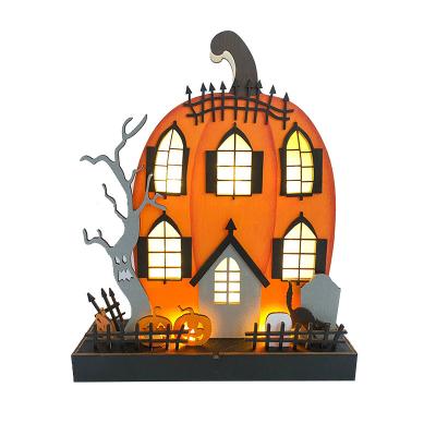 China Wooden Halloween Ornament Splinter Terrorist Pumpkin Ride Car Home Office Decoration Halloween Ornament With LED Light for sale