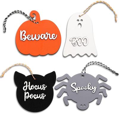 China 100% Eco-Friendly 4 Pcs Wooden Cut Slices Beware Hocus Pucus Boo Spooky Letters Pumpkin Ghost Cat Spider For Room Halloween Party Hanging Decor for sale