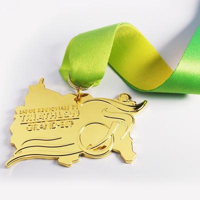 China Custom 3D Metal Medalla Medalla Gold Europe Sport Medal Award Taekwondo Marathon Karate Zinc Alloy Bronze Silver Soccer With Ribbon for sale