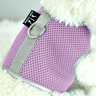 China Padded Mesh Suitable Pull Walking New Design Dog Harness for sale