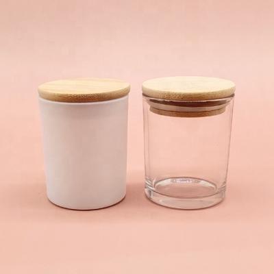 China New Arrival Home Decoration Custom 7 Ounce Color Clear Empty Glass Candle Container With Lid for sale