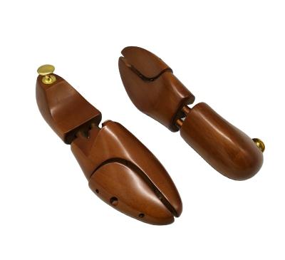 China Different Type Lightweight Custom Painted Wooden Shoe Tree Shoe Stretchers For Sneakers Boots Leather Shoes for sale