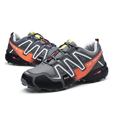 China Chinese Factory Rubber Summer Hiking Shoes For Man Rubber Soles for sale