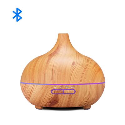 China New Arrivals Power-up Aroma Diffuser Waterless Humidifier with Bluetooth Music 550ml Remote Control Ultrasonic Music Aroma Diffuser for Household for sale