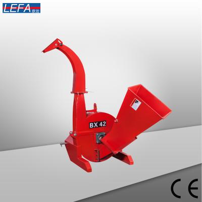 China Machinery Repair Shops CE Approved Portable Tractor Wood Shredder PTO Wood Chipper for sale