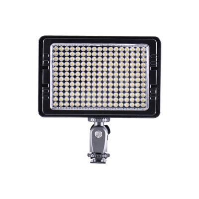 China Tolifo Pt-C-204s Daylight LED Camera Light Dimmable with Shoe Adapter for Sony Canon Nikon Pentax Olympus Samsung Panaso 140*93*44mm for sale