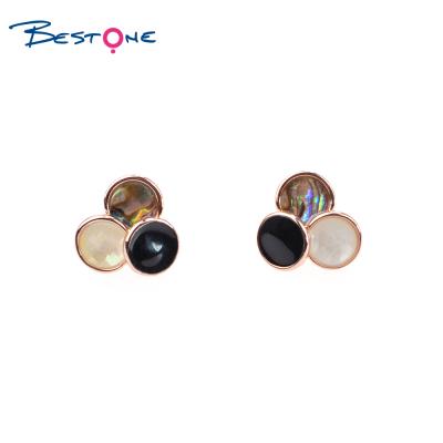 China Bestone TRENDY ready to ship white and black gold earring pearl earring for women for sale