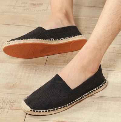 China Anti-Odor New Fashion Jute unisex men and women espadrilles slip on casual flats shoes,  solid color simple style rubber espadrilles flat for sale