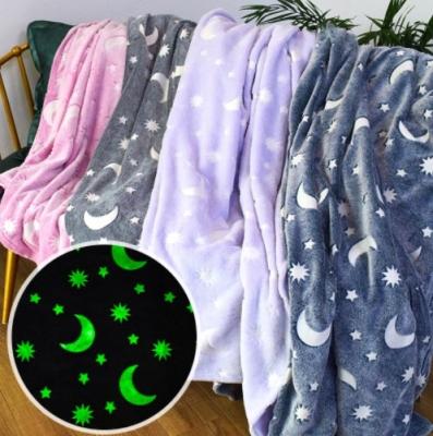 China Anti-Static Glow in Dark Soft Flannel Fleece Throw Blanket High Quality Luminous baby blankets for kids Christmas gifts for sale