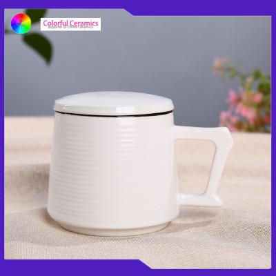 China Eco - Friendly Custom Embossed Coffee Mugs Food / Microwave Safe With Cover for sale