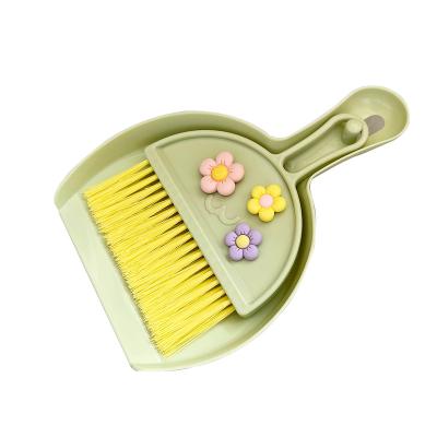 China Mini Small Broom Dustpan Brush Set Mini Corner Cleaning Tool Broom Desk Table and Durable Plastic Dustpan 2 in 1 Set for Office for sale