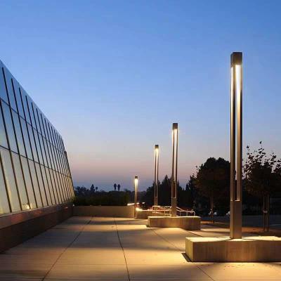 China Modern Outdoor Lighting Fixtures 60cm To 4.0 Meter 10W To 40W Outdoor Al Body Morden Low Voltage Led Landscape Light for sale