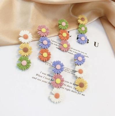 China Small soft daisy color hairpin hits soft duckbill clip headdress for sale