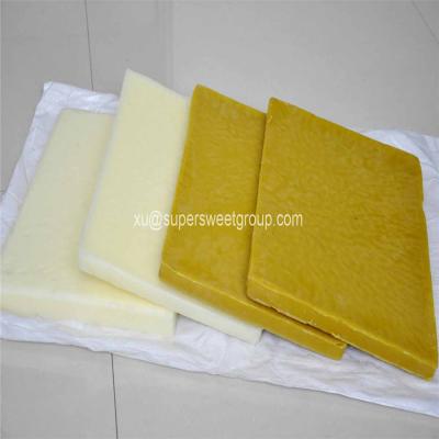 China Professional Purifying Beeswax , White / Yellow Raw Honey Beeswax for sale