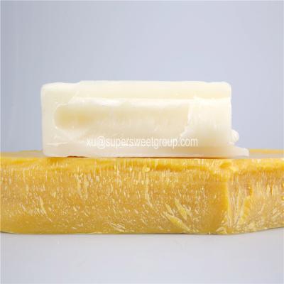 China Losas filtradas crudas de la cera de abejas, OEM blanco/del amarillo de la miel de la abeja de la cera disponible en venta