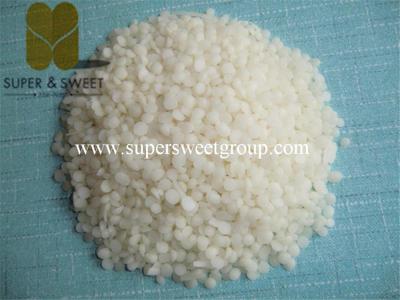 China Cosmetic Grade Refined Beeswax Pellets / Pastilles For Fragrant Candles for sale