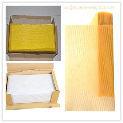 China Beekeeping Comb Foundation Sheet / Beeswax Foundation Sheets OEM Acceptable for sale