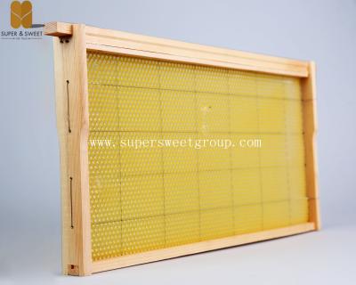 China Custom Bee Hive Equipment Wax Foundation Sheets Full Depth Beehive Frames for sale