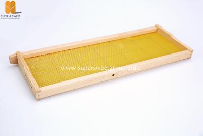 China Assembled Wooden Bee Frame With Wire / Foundation Hive Bee Frame for sale