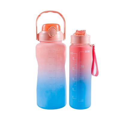 China Sustainable Wholesale Custom Logo Gym Half Gallon Water Bottle With Sleeve for sale