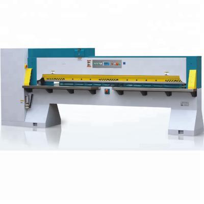 China Hot Sale Factory MDQ310 Wood Veneer Cutting Hydraulic Veneer Guillotine Shearing Machine for sale