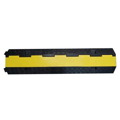 China Durable PVC Rubber Mat Cable Cover Speed ​​Humps Cable Wire Rope Ramp Road Bump Protector for sale