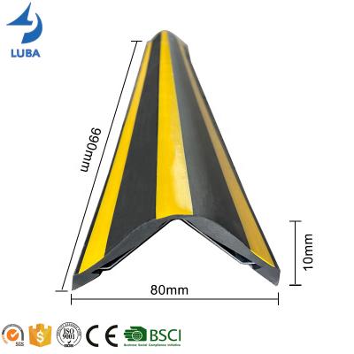 China Modern Durable 990mm Length For Building Right Angle Reflective Rubber Corner Guard for sale