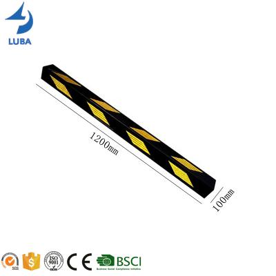 China Modern Rubber 800Mm Wall Corner Protectors For Parking Reflective Corner Guard for sale