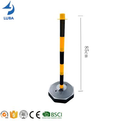 China Durable traffic pe plastic portable post and rubber base reflective water filled warning post for sale