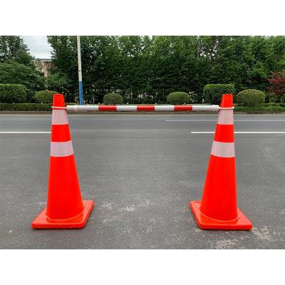 China Pavement Safety ABS Retractable Traffic Cone Connect Bars Reflective Traffic Cone Connecting Bar for sale